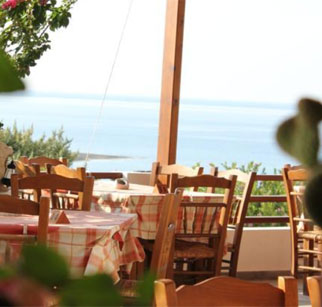 εστιατόριο με θέα θάλασσα Γαλήνη